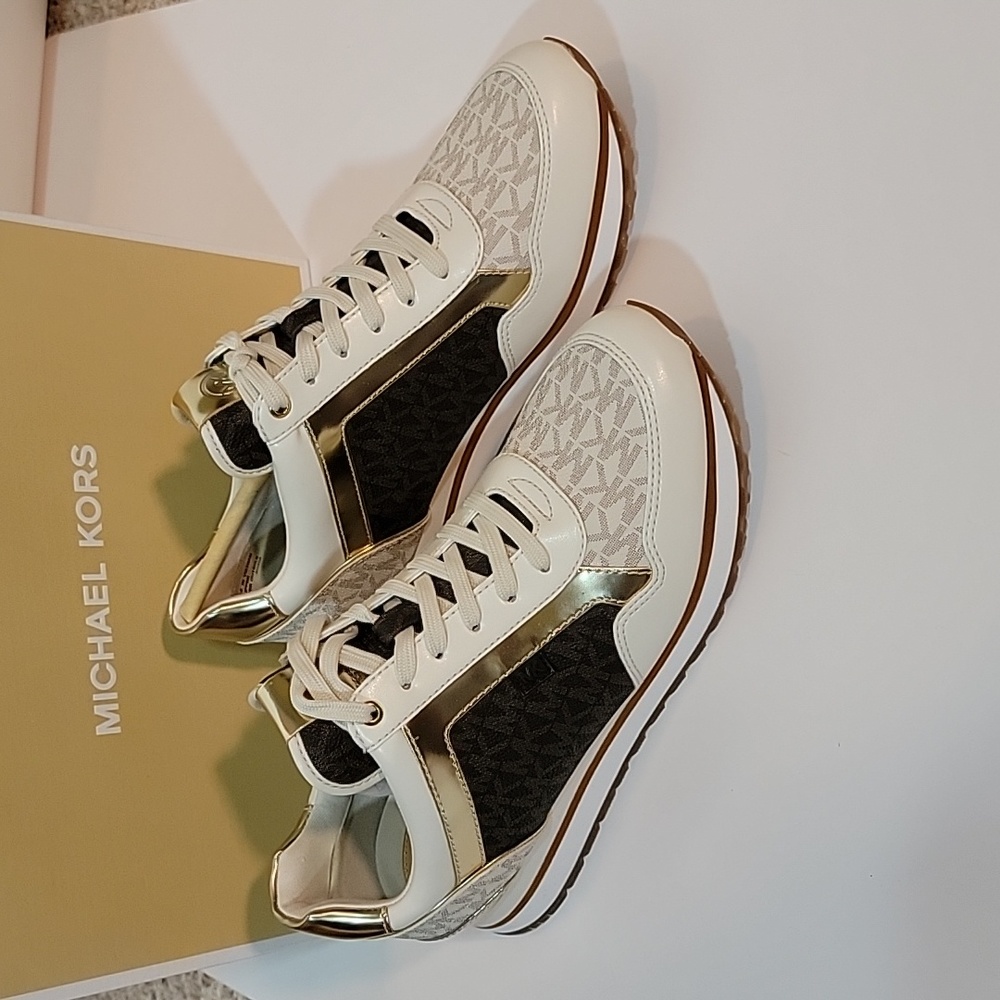 MICHAEL KORS | Maddy Trainer MK Logo